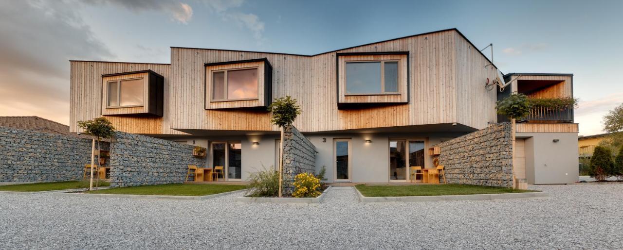 Apartmány LAMA Malatiny Exterior foto